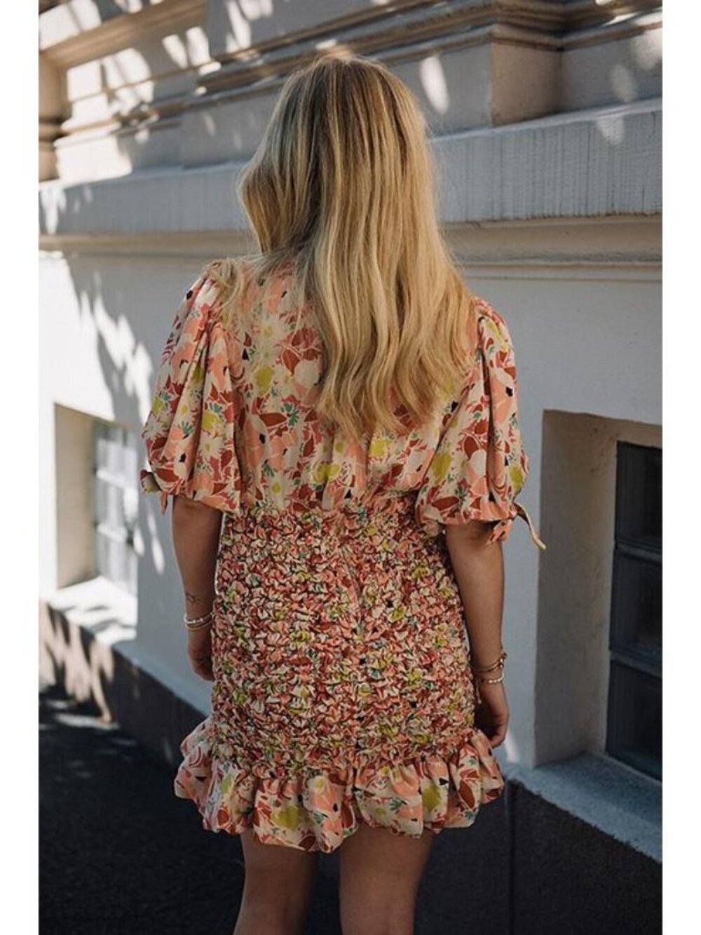 🆕 By TiMo Shirred Smocked Ruffle Crepe Satin Mini Dress Floral Medium - Picture 3 of 16